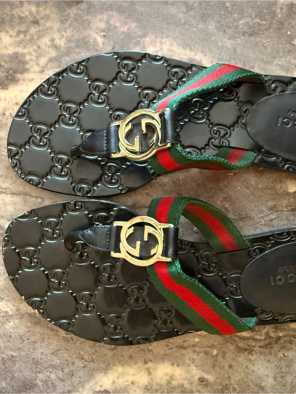 Gucci Kids Red and Green Striped Buckle Sandals